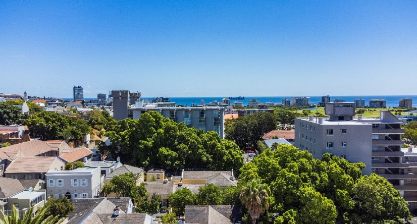  Bedroom Property for Sale in Green Point Western Cape